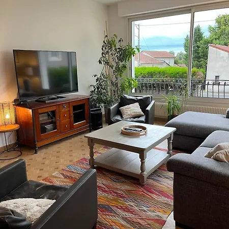 Maison Familiale, 3 Avec Grand Jardin, Au Coeur De La Champagne - Proche A26-sortie 17 Feriehus *